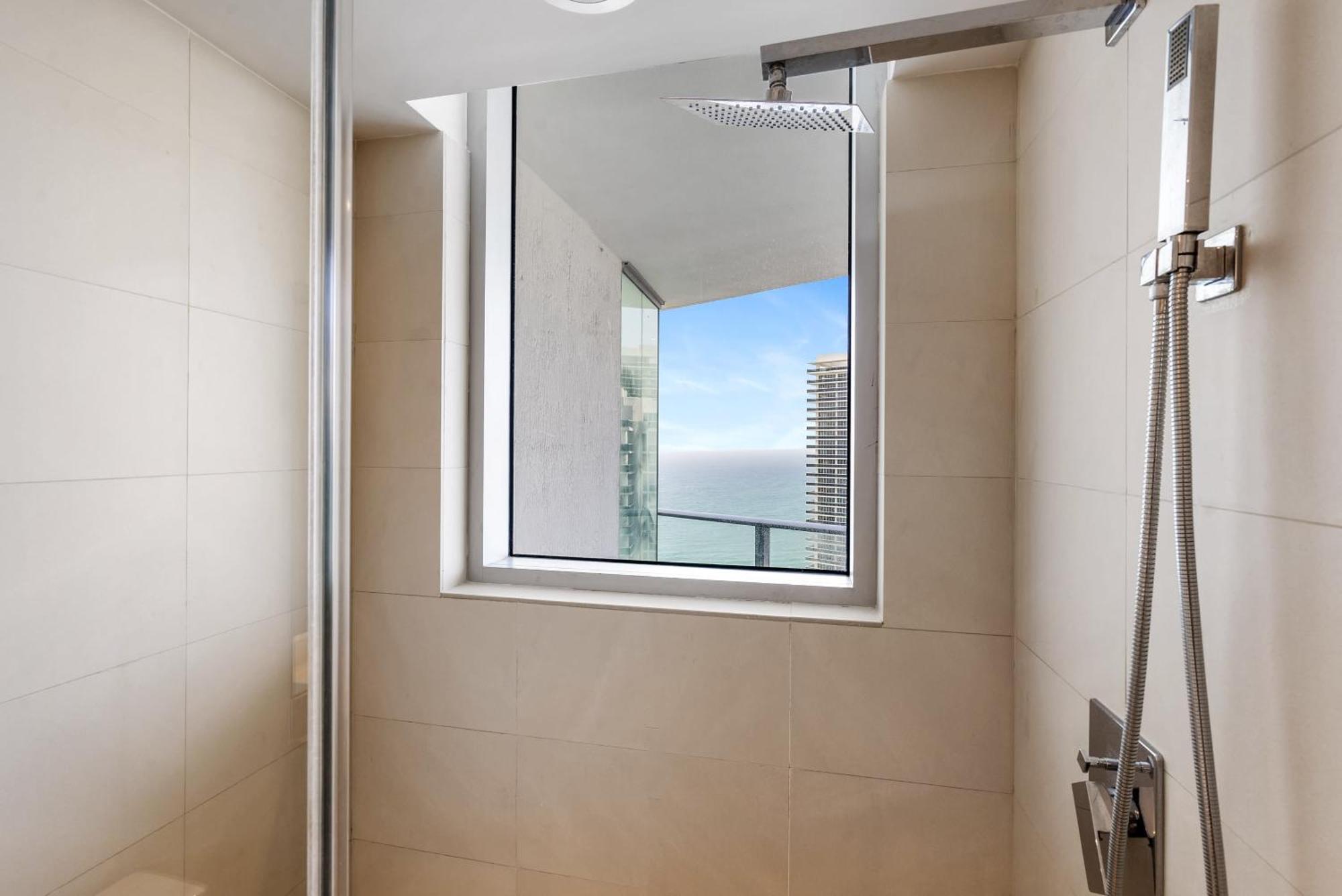 High Floor Corner 2 Bdr At Lyfe Resort Hollywood Extérieur photo