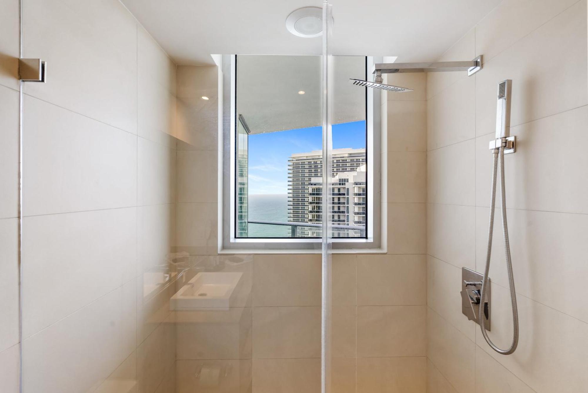 High Floor Corner 2 Bdr At Lyfe Resort Hollywood Extérieur photo