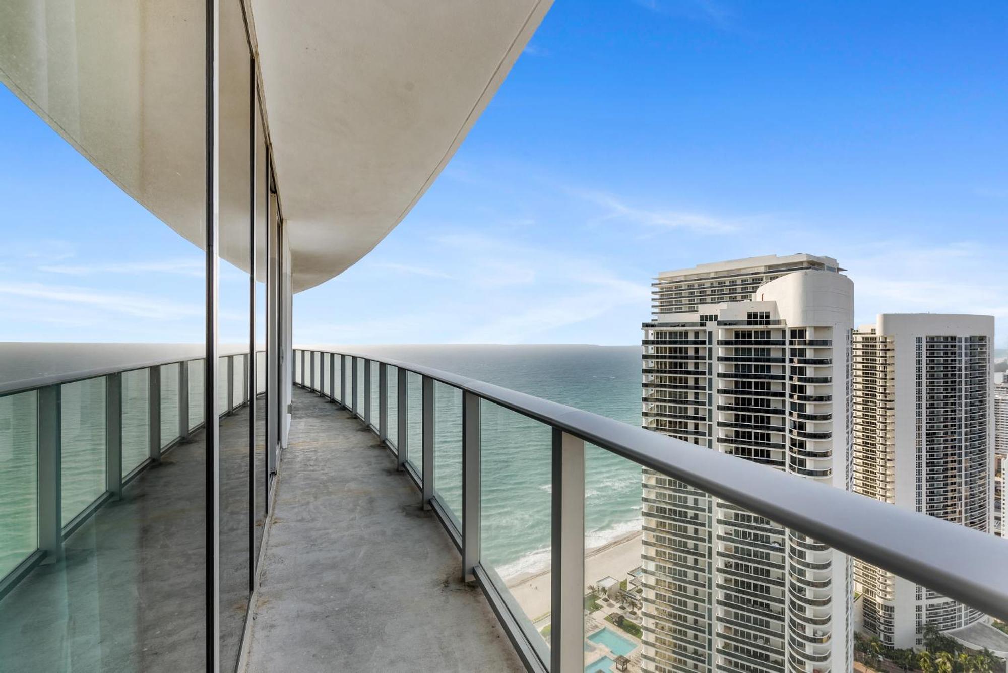 High Floor Corner 2 Bdr At Lyfe Resort Hollywood Extérieur photo