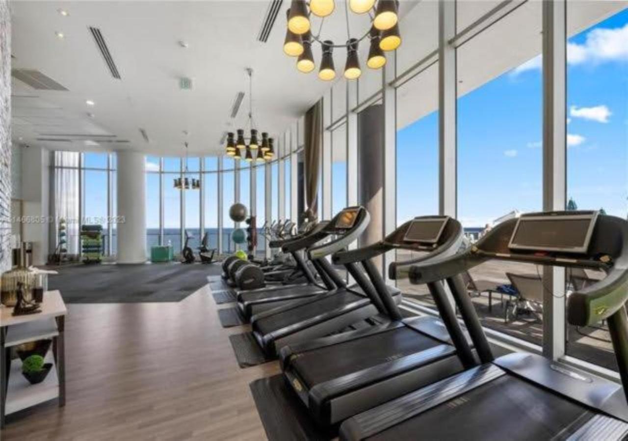 High Floor Corner 2 Bdr At Lyfe Resort Hollywood Extérieur photo