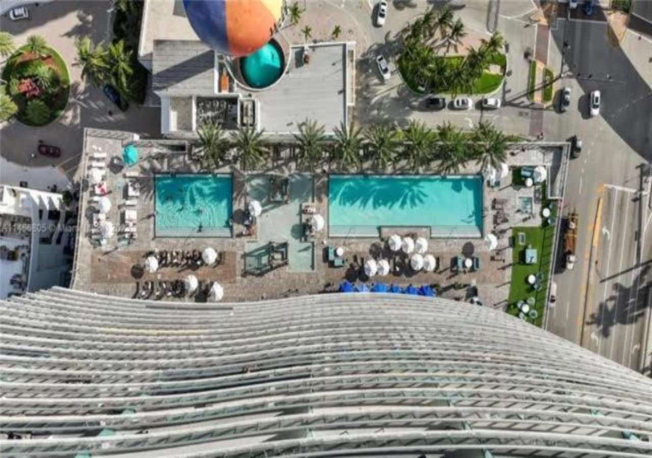 High Floor Corner 2 Bdr At Lyfe Resort Hollywood Extérieur photo